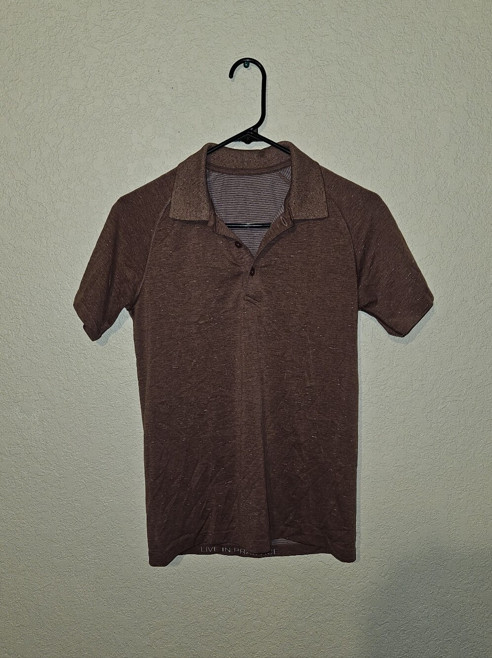 Lululemon Evolution Tech Men's Muave Polo Shirt - Classic Short Sleeve